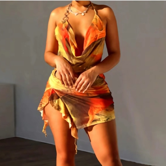 Vibrant Halter Wrap Dress - Picture 3 of 4